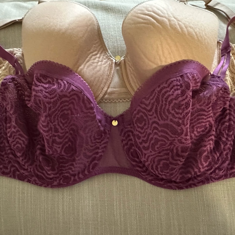 Chantelle C Jolie Comfort Convertible T-Shirt & C Jolie Underwire Demi Bra